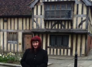 karen outside the ancient house e17